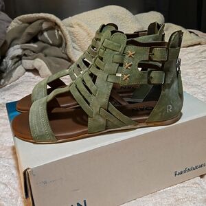Roan Gladiator sandals